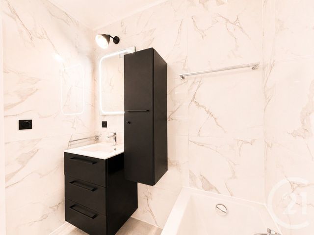 Appartement Studio à louer - 1 pièce - 30.37 m2 - LA TURBIE - 06 - PROVENCE-ALPES-COTE-D-AZUR - Century 21 Agence Molière