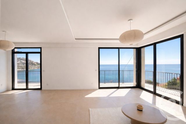 Appartement F4 à vendre - 4 pièces - 74.32 m2 - ROQUEBRUNE CAP MARTIN - 06 - PROVENCE-ALPES-COTE-D-AZUR - Century 21 Agence Molière