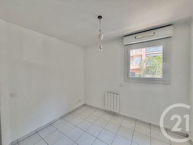 Appartement F2 à louer - 2 pièces - 36.89 m2 - ROQUEBRUNE CAP MARTIN - 06 - PROVENCE-ALPES-COTE-D-AZUR - Century 21 Agence Molière