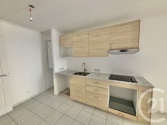 Appartement F2 à louer - 2 pièces - 36.89 m2 - ROQUEBRUNE CAP MARTIN - 06 - PROVENCE-ALPES-COTE-D-AZUR - Century 21 Agence Molière