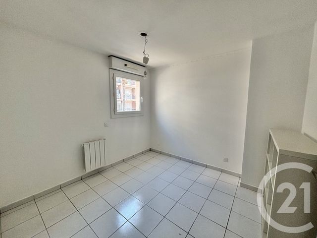 Appartement F2 à louer - 2 pièces - 36.89 m2 - ROQUEBRUNE CAP MARTIN - 06 - PROVENCE-ALPES-COTE-D-AZUR - Century 21 Agence Molière
