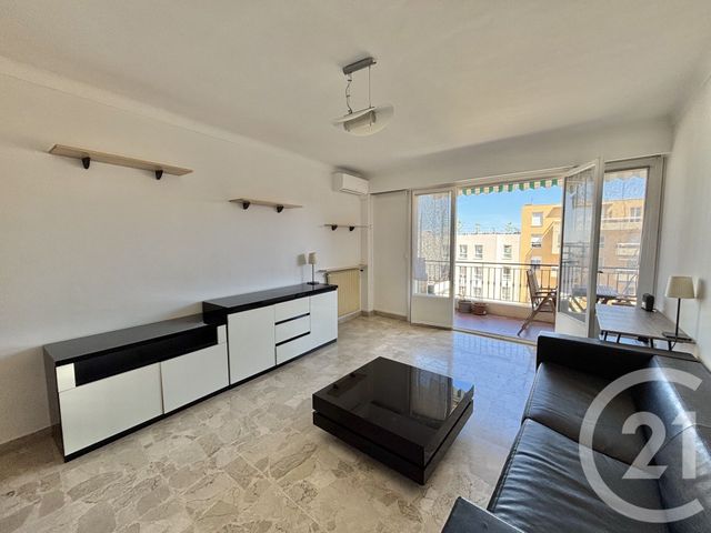 Appartement F1 à louer ROQUEBRUNE CAP MARTIN