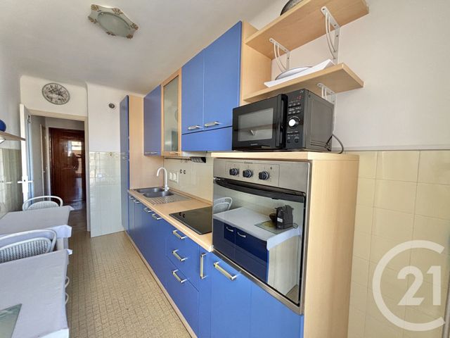 Appartement F1 à louer - 1 pièce - 37.68 m2 - ROQUEBRUNE CAP MARTIN - 06 - PROVENCE-ALPES-COTE-D-AZUR - Century 21 Agence Molière