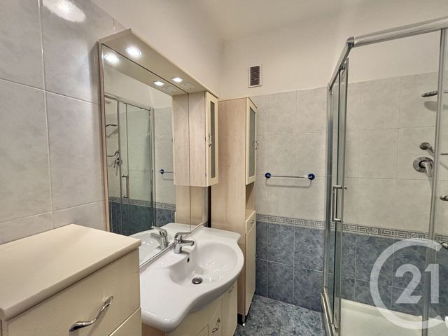 Appartement F1 à louer - 1 pièce - 37.68 m2 - ROQUEBRUNE CAP MARTIN - 06 - PROVENCE-ALPES-COTE-D-AZUR - Century 21 Agence Molière