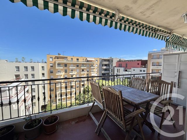 Appartement F1 à louer - 1 pièce - 37.68 m2 - ROQUEBRUNE CAP MARTIN - 06 - PROVENCE-ALPES-COTE-D-AZUR - Century 21 Agence Molière