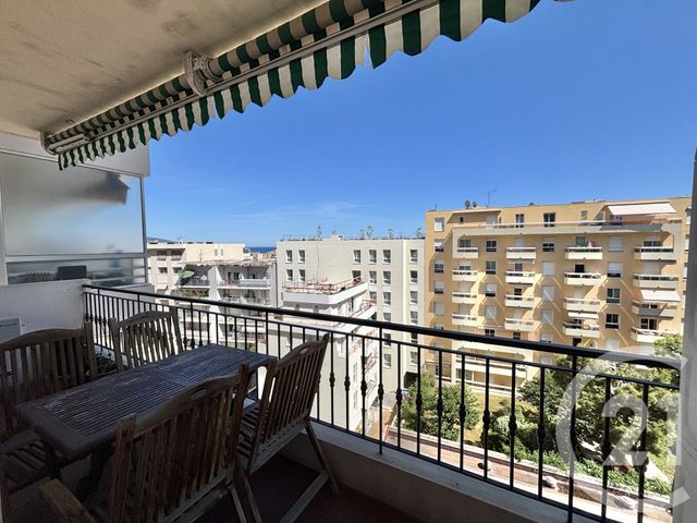 Appartement F1 à louer - 1 pièce - 37.68 m2 - ROQUEBRUNE CAP MARTIN - 06 - PROVENCE-ALPES-COTE-D-AZUR - Century 21 Agence Molière
