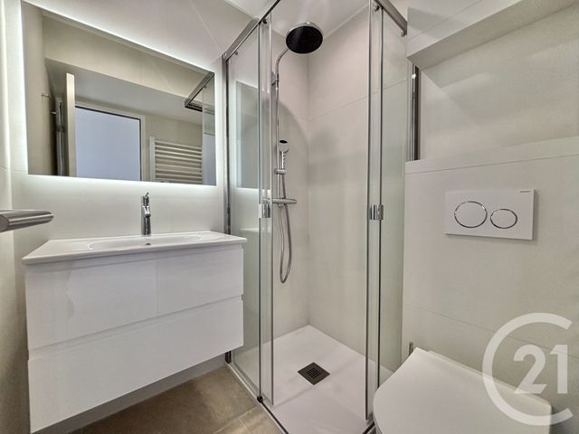 Appartement F3 à louer - 3 pièces - 70.22 m2 - ROQUEBRUNE CAP MARTIN - 06 - PROVENCE-ALPES-COTE-D-AZUR - Century 21 Agence Molière