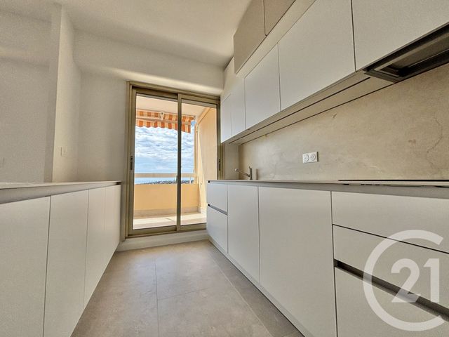 Appartement F3 à louer - 3 pièces - 70.22 m2 - ROQUEBRUNE CAP MARTIN - 06 - PROVENCE-ALPES-COTE-D-AZUR - Century 21 Agence Molière