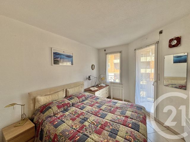 Appartement F2 à louer - 2 pièces - 38.65 m2 - ROQUEBRUNE CAP MARTIN - 06 - PROVENCE-ALPES-COTE-D-AZUR - Century 21 Agence Molière