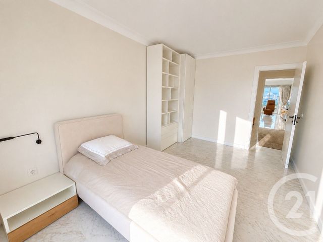 Appartement F4 à vendre - 4 pièces - 126.7 m2 - ROQUEBRUNE CAP MARTIN - 06 - PROVENCE-ALPES-COTE-D-AZUR - Century 21 Agence Molière