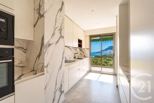 Appartement F4 à vendre - 4 pièces - 126.7 m2 - ROQUEBRUNE CAP MARTIN - 06 - PROVENCE-ALPES-COTE-D-AZUR - Century 21 Agence Molière