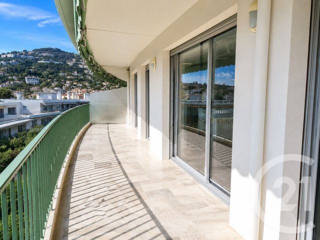 Appartement F4 à vendre - 4 pièces - 126.7 m2 - ROQUEBRUNE CAP MARTIN - 06 - PROVENCE-ALPES-COTE-D-AZUR - Century 21 Agence Molière