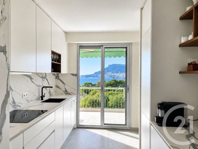 Appartement F4 à vendre - 4 pièces - 126.7 m2 - ROQUEBRUNE CAP MARTIN - 06 - PROVENCE-ALPES-COTE-D-AZUR - Century 21 Agence Molière