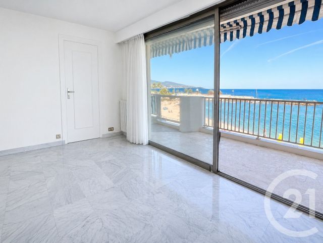 Appartement F2 à vendre ROQUEBRUNE CAP MARTIN