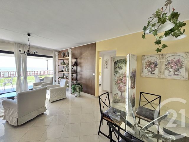 Appartement F3 à louer - 2 pièces - 58.5 m2 - ROQUEBRUNE CAP MARTIN - 06 - PROVENCE-ALPES-COTE-D-AZUR - Century 21 Agence Molière