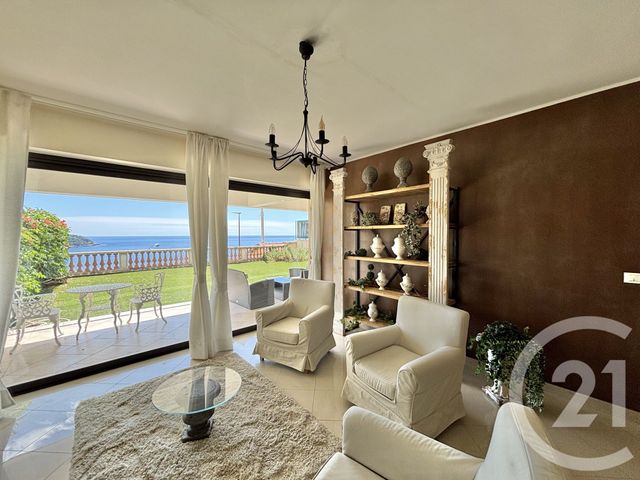 Appartement F3 à louer - 2 pièces - 58.5 m2 - ROQUEBRUNE CAP MARTIN - 06 - PROVENCE-ALPES-COTE-D-AZUR - Century 21 Agence Molière