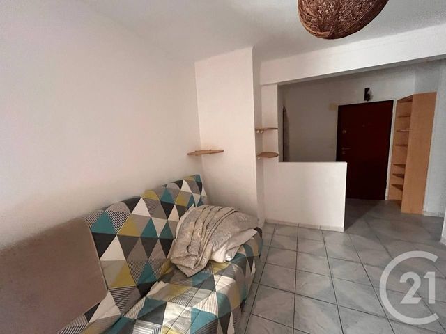 Appartement F3 à vendre - 3 pièces - 46.46 m2 - ROQUEBRUNE CAP MARTIN - 06 - PROVENCE-ALPES-COTE-D-AZUR - Century 21 Agence Molière