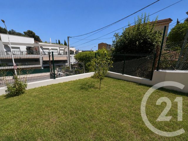 Appartement F3 à vendre - 3 pièces - 59.0 m2 - ROQUEBRUNE CAP MARTIN - 06 - PROVENCE-ALPES-COTE-D-AZUR - Century 21 Agence Molière