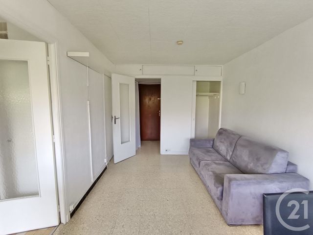 Appartement F1 à louer - 1 pièce - 26.34 m2 - ROQUEBRUNE CAP MARTIN - 06 - PROVENCE-ALPES-COTE-D-AZUR - Century 21 Agence Molière
