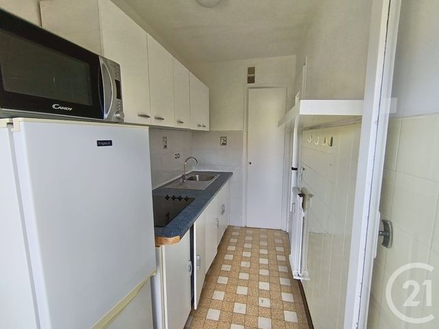 Appartement F1 à louer - 1 pièce - 26.34 m2 - ROQUEBRUNE CAP MARTIN - 06 - PROVENCE-ALPES-COTE-D-AZUR - Century 21 Agence Molière