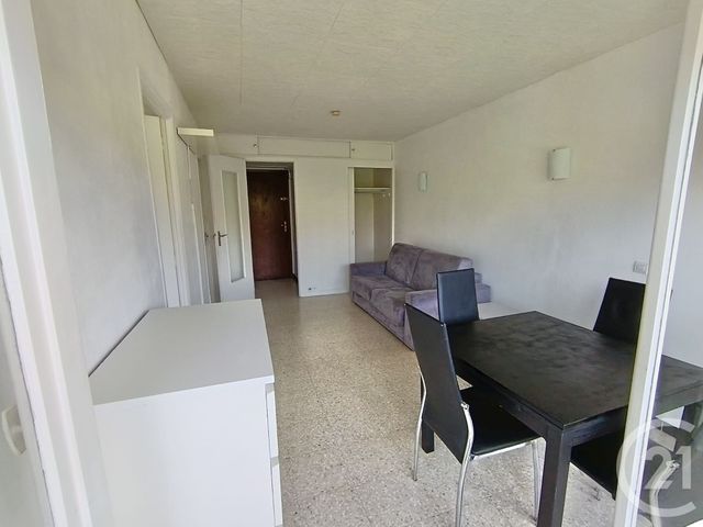 Appartement F1 à louer - 1 pièce - 26.34 m2 - ROQUEBRUNE CAP MARTIN - 06 - PROVENCE-ALPES-COTE-D-AZUR - Century 21 Agence Molière