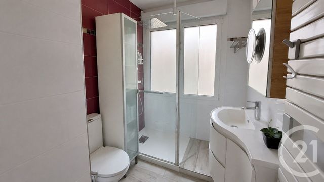 Appartement F2 à vendre - 2 pièces - 49.1 m2 - ROQUEBRUNE CAP MARTIN - 06 - PROVENCE-ALPES-COTE-D-AZUR - Century 21 Agence Molière