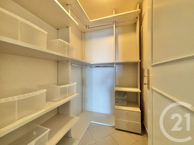 Appartement F2 à louer - 2 pièces - 57.04 m2 - BEAUSOLEIL - 06 - PROVENCE-ALPES-COTE-D-AZUR - Century 21 Agence Molière