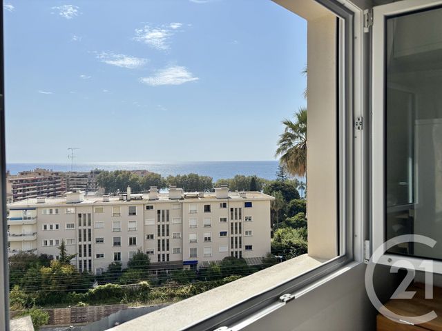 Appartement F2 à louer - 2 pièces - 42.74 m2 - MENTON - 06 - PROVENCE-ALPES-COTE-D-AZUR - Century 21 Agence Molière