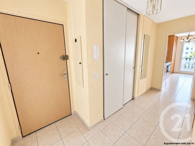 Appartement F3 à vendre - 3 pièces - 66.82 m2 - ROQUEBRUNE CAP MARTIN - 06 - PROVENCE-ALPES-COTE-D-AZUR - Century 21 Agence Molière
