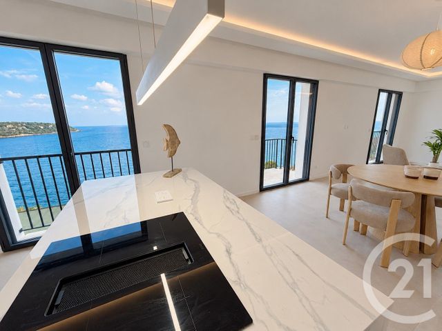 Appartement F3 à vendre ROQUEBRUNE CAP MARTIN