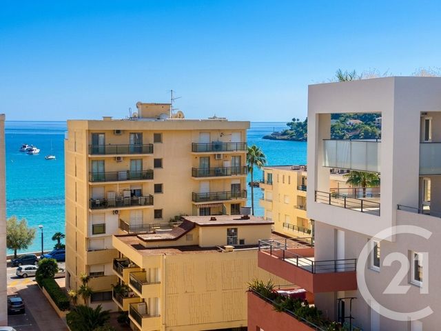 Appartement F3 à vendre - 3 pièces - 56.69 m2 - ROQUEBRUNE CAP MARTIN - 06 - PROVENCE-ALPES-COTE-D-AZUR - Century 21 Agence Molière