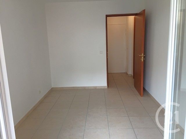 Appartement F2 à louer - 2 pièces - 36.86 m2 - ROQUEBRUNE CAP MARTIN - 06 - PROVENCE-ALPES-COTE-D-AZUR - Century 21 Agence Molière