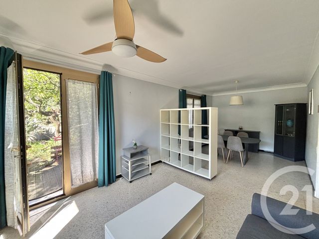 Appartement F2 à louer - 2 pièces - 53.29 m2 - MENTON - 06 - PROVENCE-ALPES-COTE-D-AZUR - Century 21 Agence Molière