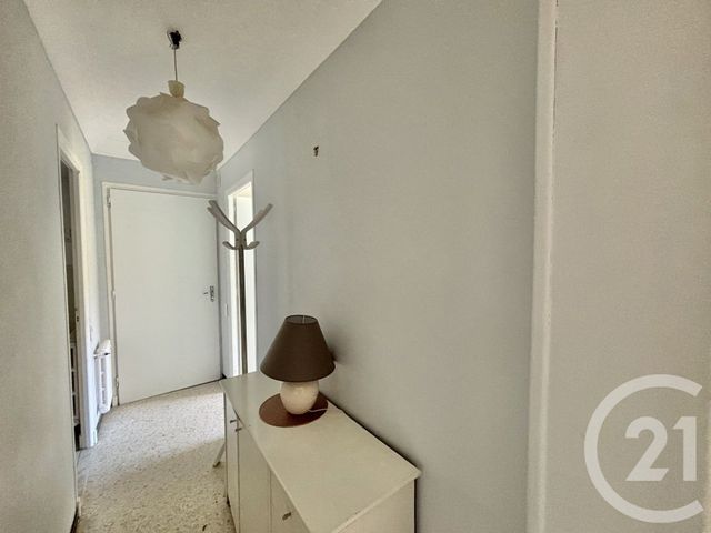 Appartement F2 à louer - 2 pièces - 53.29 m2 - MENTON - 06 - PROVENCE-ALPES-COTE-D-AZUR - Century 21 Agence Molière