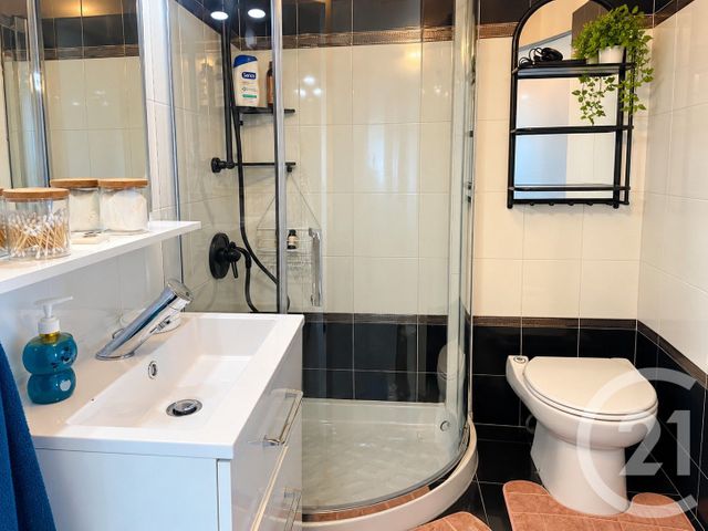 Appartement Studio à louer - 1 pièce - 22.52 m2 - MENTON - 06 - PROVENCE-ALPES-COTE-D-AZUR - Century 21 Agence Molière
