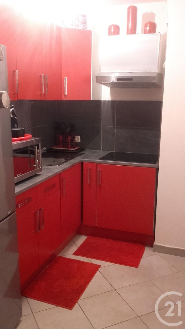 Afficher la photo en grand Appartement F2 à vendre - 2 pièces - 39.0 m2 - ROQUEBRUNE CAP MARTIN - 06 - PROVENCE-ALPES-COTE-D-AZUR - Century 21 Agence Molière
