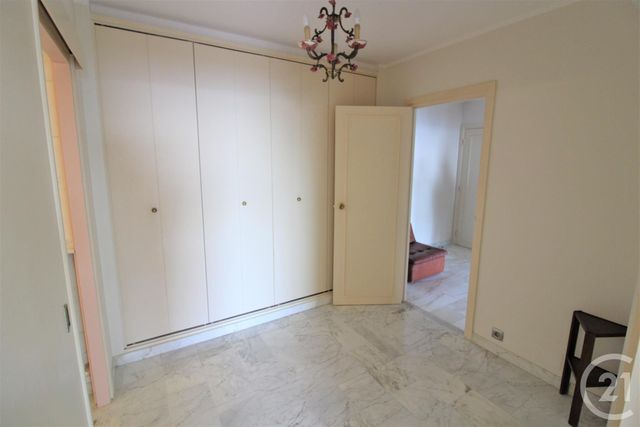 Afficher la photo en grand Appartement F2 à vendre - 2 pièces - 73.72 m2 - MENTON - 06 - PROVENCE-ALPES-COTE-D-AZUR - Century 21 Agence Molière