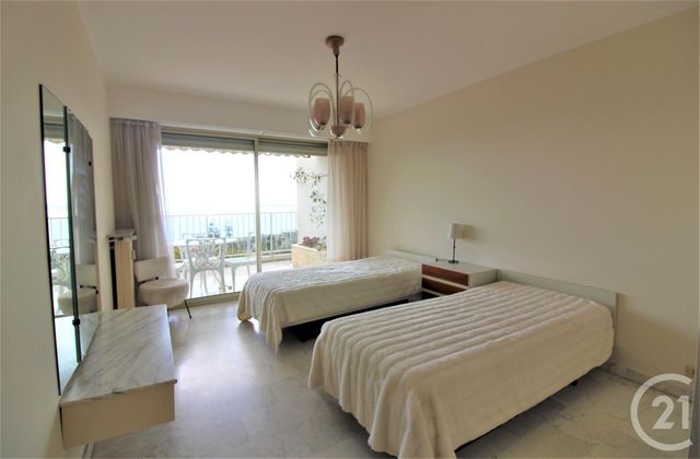 Afficher la photo en grand Appartement F2 à vendre - 2 pièces - 73.72 m2 - MENTON - 06 - PROVENCE-ALPES-COTE-D-AZUR - Century 21 Agence Molière