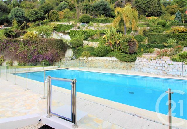 Afficher la photo en grand Appartement F2 à vendre - 2 pièces - 73.72 m2 - MENTON - 06 - PROVENCE-ALPES-COTE-D-AZUR - Century 21 Agence Molière
