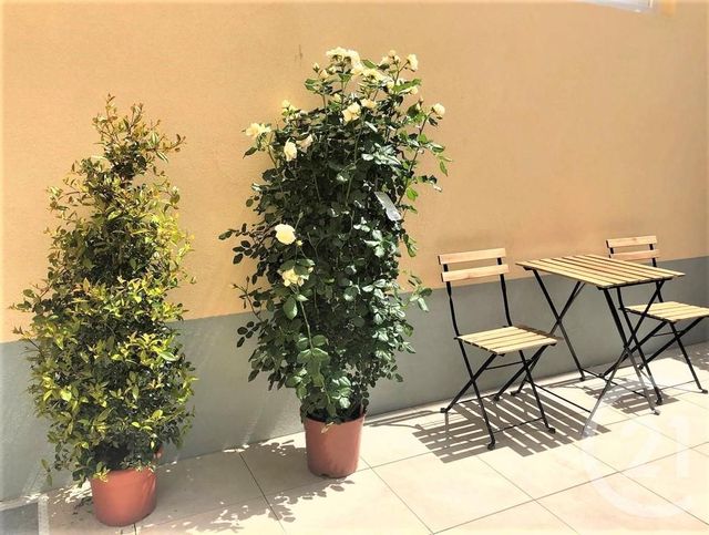 Afficher la photo en grand Appartement F2 à vendre - 2 pièces - 29.0 m2 - MENTON - 06 - PROVENCE-ALPES-COTE-D-AZUR - Century 21 Agence Molière