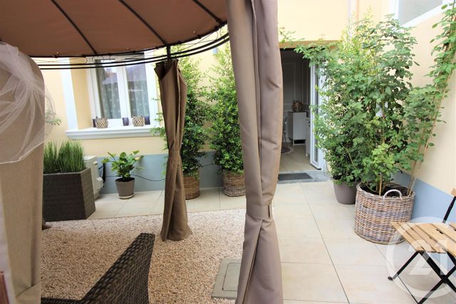 Afficher la photo en grand Appartement F2 à vendre - 2 pièces - 29.0 m2 - MENTON - 06 - PROVENCE-ALPES-COTE-D-AZUR - Century 21 Agence Molière