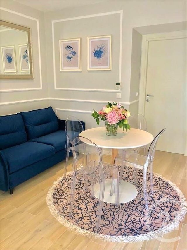 Afficher la photo en grand Appartement F2 à vendre - 2 pièces - 29.0 m2 - MENTON - 06 - PROVENCE-ALPES-COTE-D-AZUR - Century 21 Agence Molière