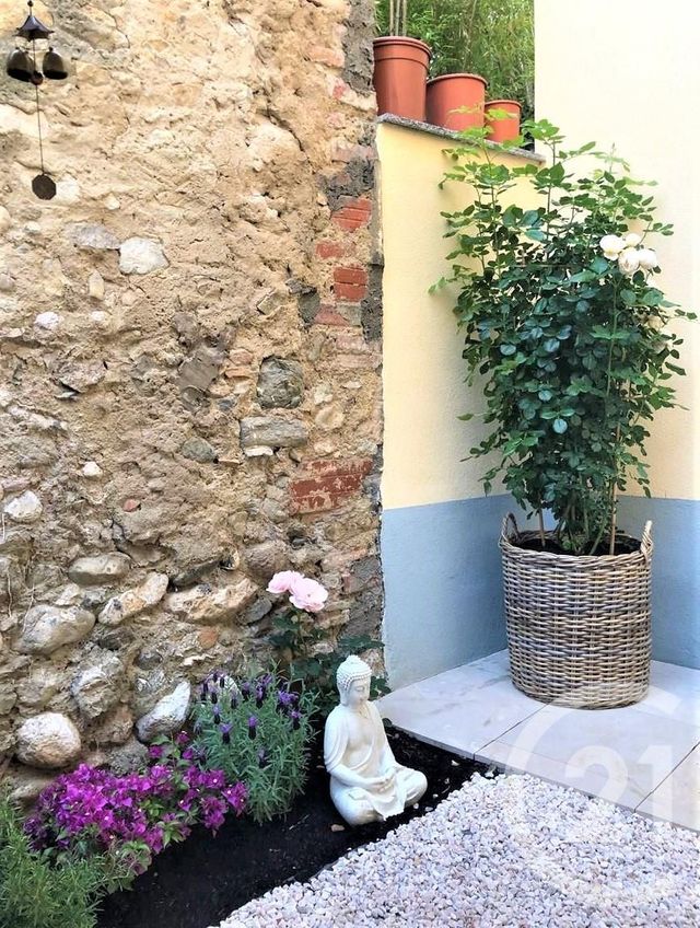 Afficher la photo en grand Appartement F2 à vendre - 2 pièces - 29.0 m2 - MENTON - 06 - PROVENCE-ALPES-COTE-D-AZUR - Century 21 Agence Molière