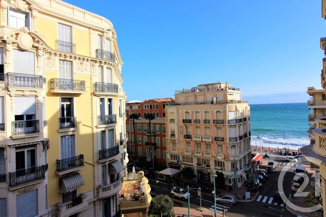 Afficher la photo en grand Appartement F5 à vendre - 5 pièces - 140.0 m2 - MENTON - 06 - PROVENCE-ALPES-COTE-D-AZUR - Century 21 Agence Molière