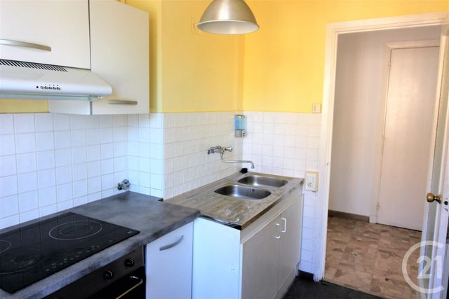Afficher la photo en grand Appartement F3 à vendre - 3 pièces - 57.0 m2 - MENTON - 06 - PROVENCE-ALPES-COTE-D-AZUR - Century 21 Agence Molière