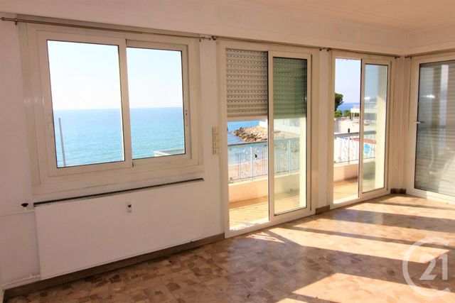 Afficher la photo en grand Appartement F3 à vendre - 3 pièces - 57.0 m2 - MENTON - 06 - PROVENCE-ALPES-COTE-D-AZUR - Century 21 Agence Molière