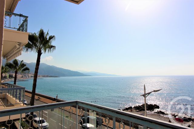 Afficher la photo en grand Appartement F3 à vendre - 3 pièces - 57.0 m2 - MENTON - 06 - PROVENCE-ALPES-COTE-D-AZUR - Century 21 Agence Molière