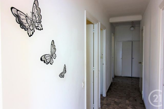 Afficher la photo en grand Appartement F3 à vendre - 3 pièces - 57.0 m2 - MENTON - 06 - PROVENCE-ALPES-COTE-D-AZUR - Century 21 Agence Molière