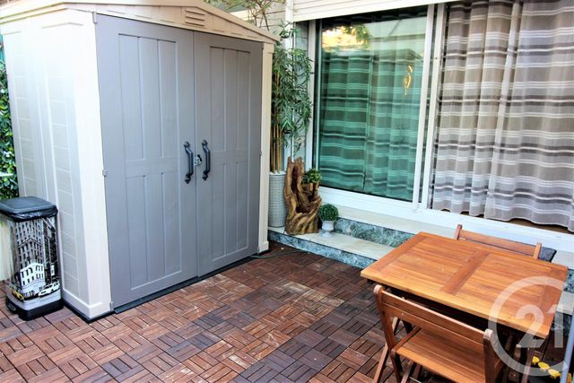 Afficher la photo en grand Appartement F2 à vendre - 2 pièces - 33.0 m2 - MENTON - 06 - PROVENCE-ALPES-COTE-D-AZUR - Century 21 Agence Molière