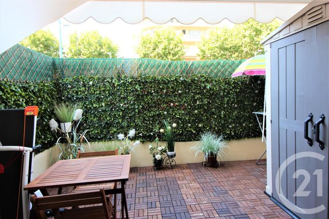 Afficher la photo en grand Appartement F2 à vendre - 2 pièces - 33.0 m2 - MENTON - 06 - PROVENCE-ALPES-COTE-D-AZUR - Century 21 Agence Molière